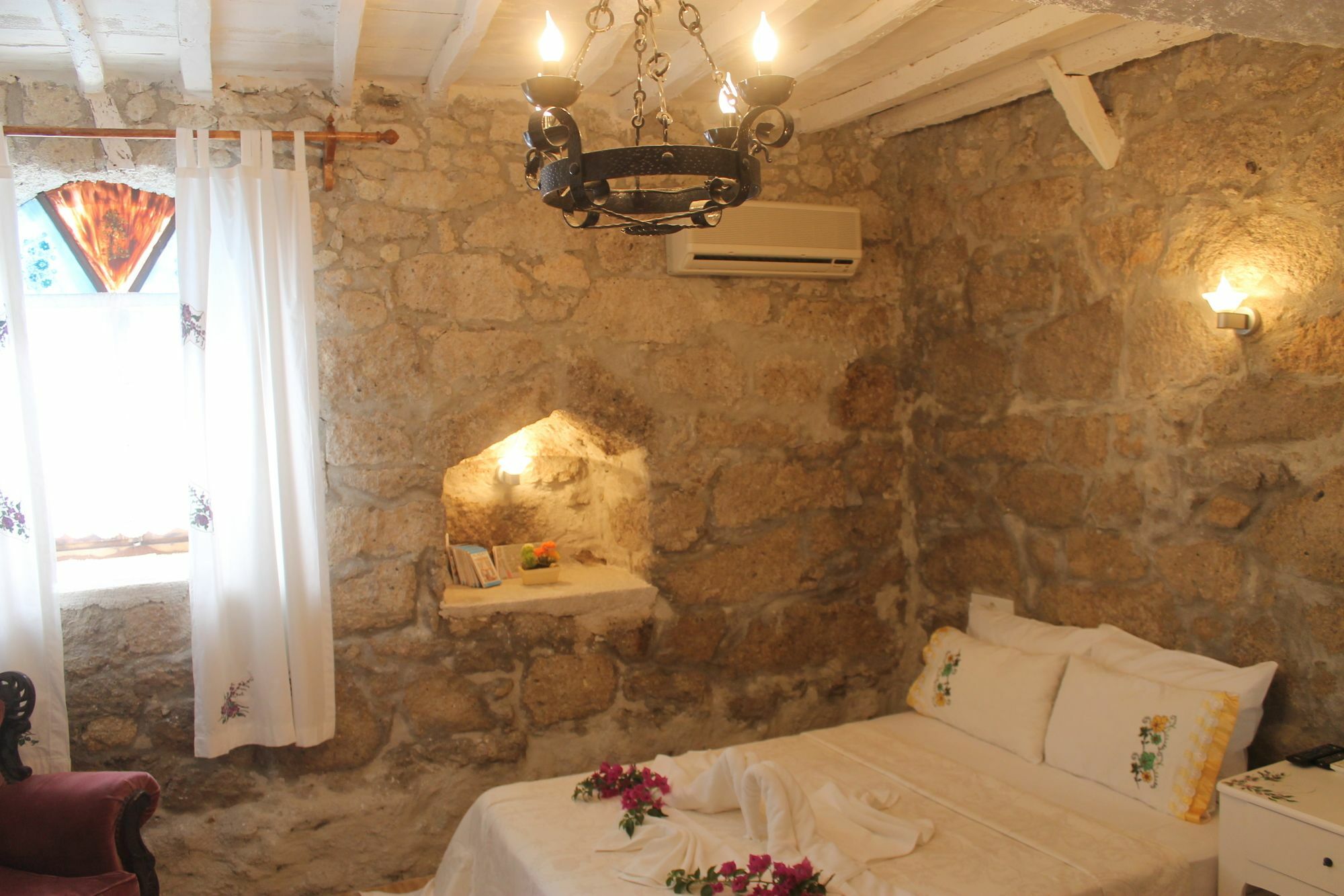 Alacati Asmali Konak Hotel Exterior photo