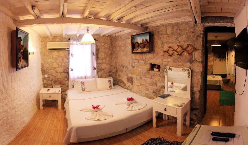 Alacati Asmali Konak Hotel Exterior photo